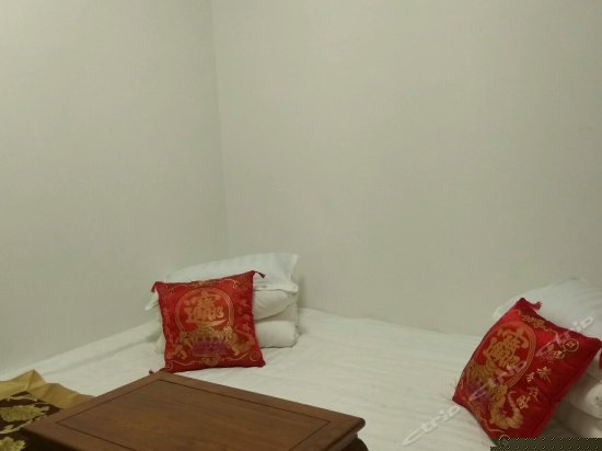 如梦令小土炕房