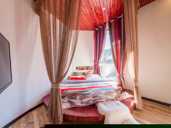 红色浪漫海景大床房