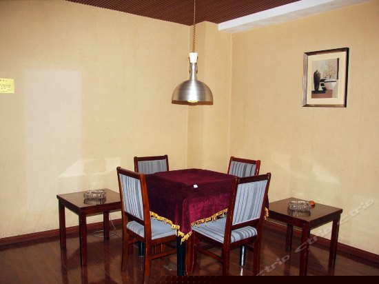 豪华双人商务套间