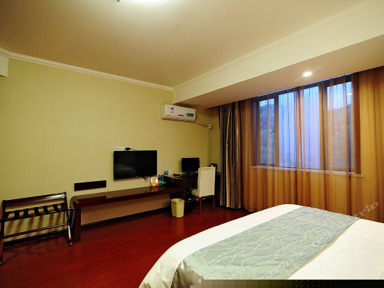 1.8米床商务大床房