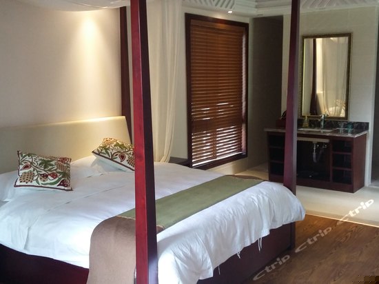 森林独幢小木屋