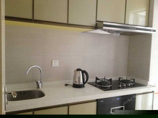 行政一房一厅(带书房)