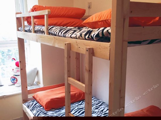 女生四人床位房