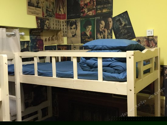男生八人间床位房（尚武）