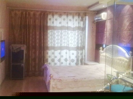 豪华透明卫浴大床房