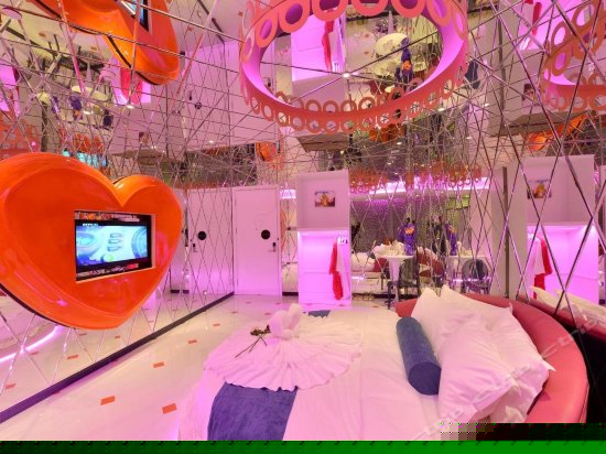 魔幻世界（无窗）