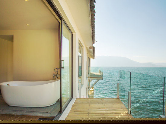 海景豪华大床房305