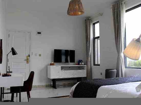 侧面海景大床房