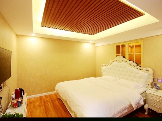 韩情脉脉(无窗)