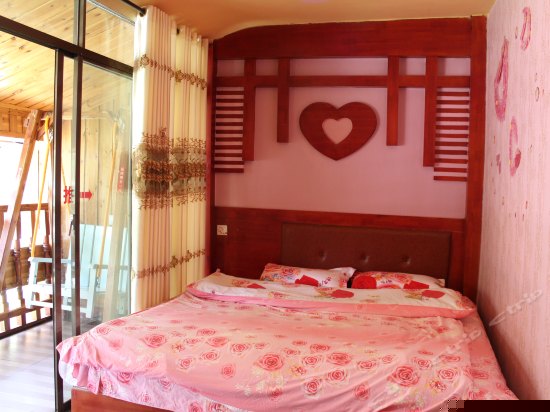 临江大阳台大床观景房（真爱一生）