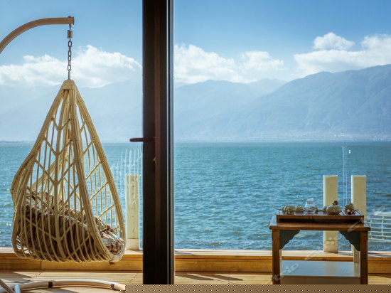 泰式180°阔海景大床房