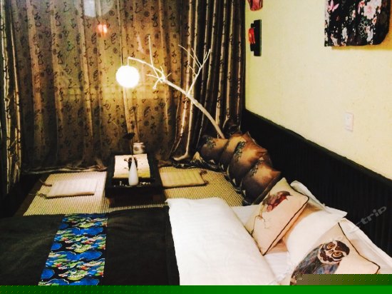 逸雅和风主题大床房