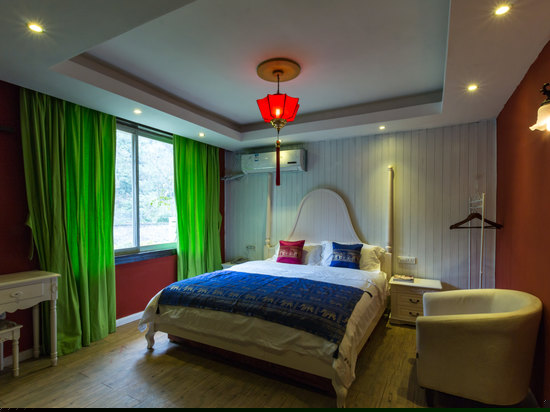 泰式豪华大床房