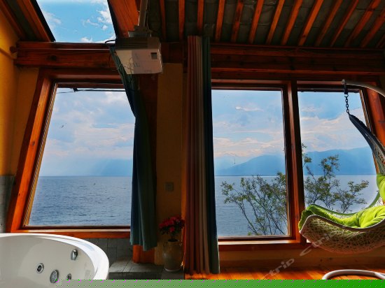 复式星空海景房