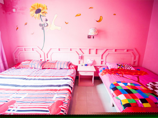 童话城堡亲子房