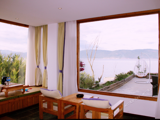 180°私享海景大床房-根地咬