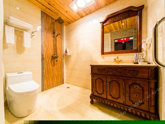 瑞和店南亚风情双床房