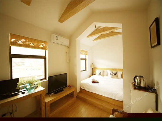 榻榻米房（大/双床）