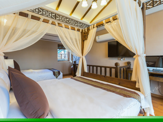 远景复式豪华家庭房