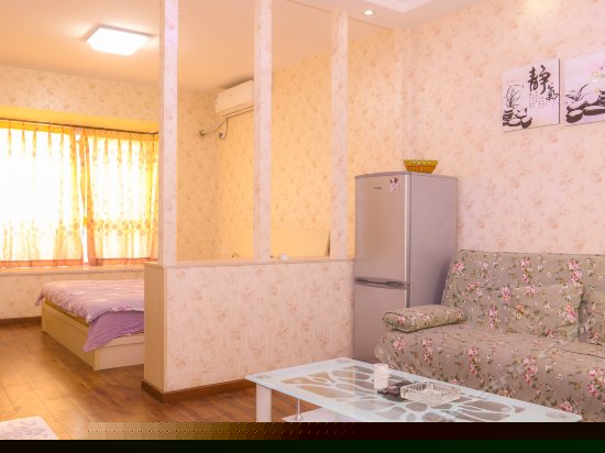 清新淡雅大床房