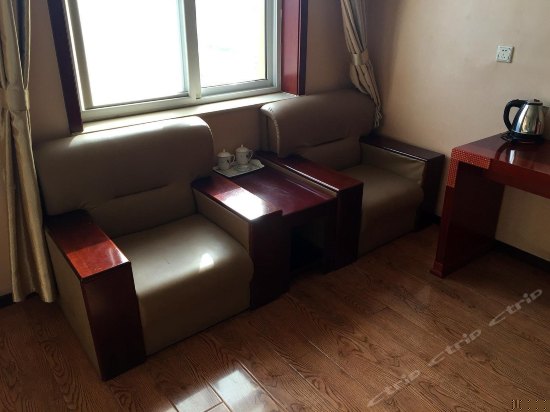 豪华大床间