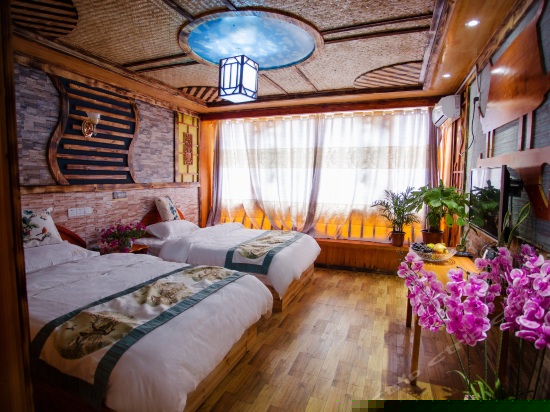 醉卧风雨桥双床标间