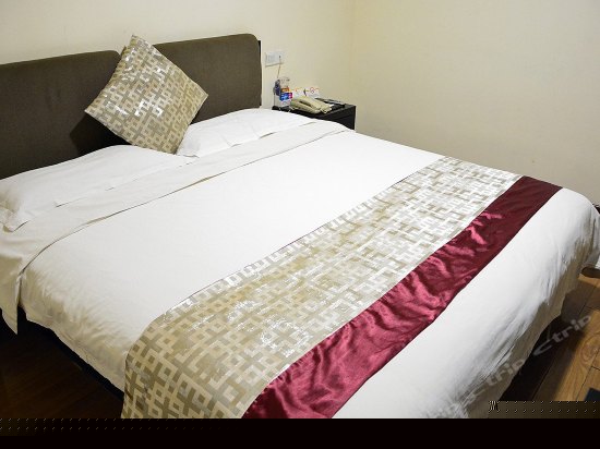 标准大床房(无窗)