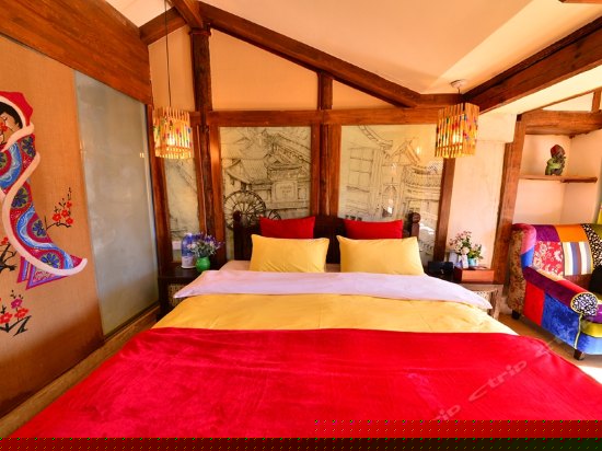 花月影阳光大床房