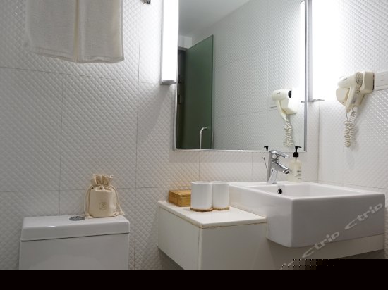 零压高级大床房