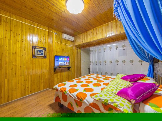 二楼豪华大床房