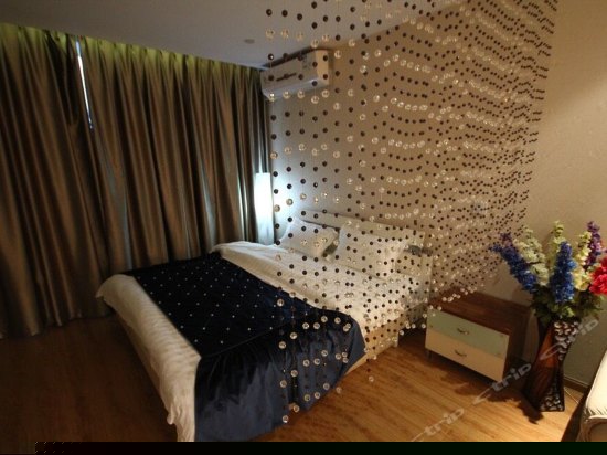 别昔掬月楼风情大床房