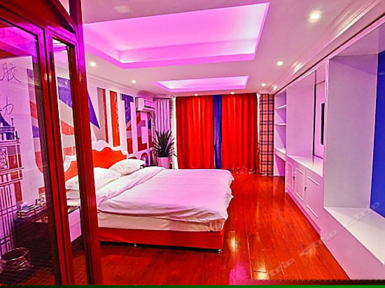 浪漫主题房