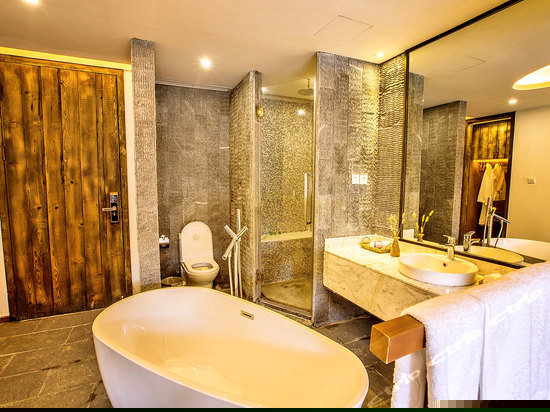 花园海景大床房