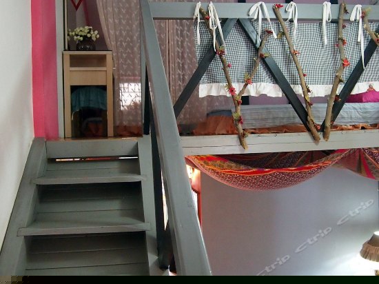 4人小阁楼（家庭式）