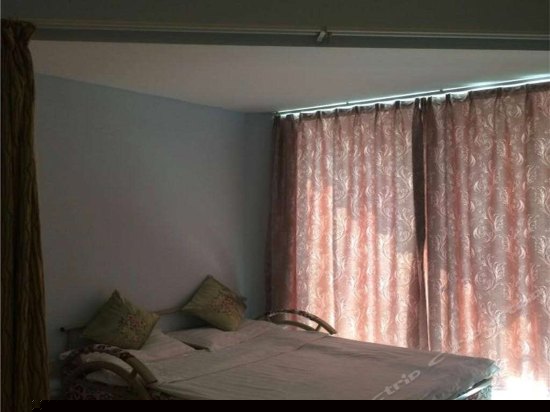 豪华亲海园景子母套（一房一厅）