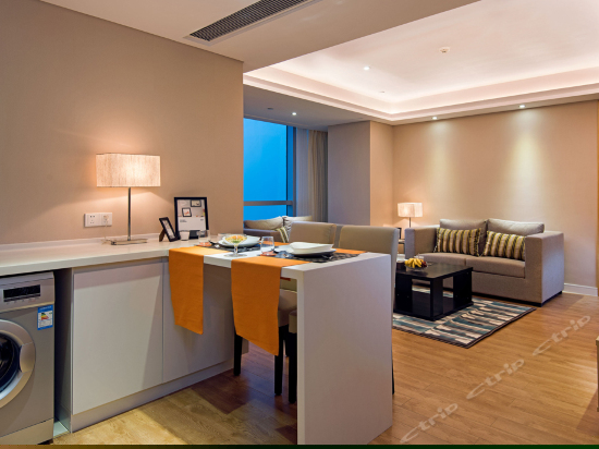 市景大床套房公寓