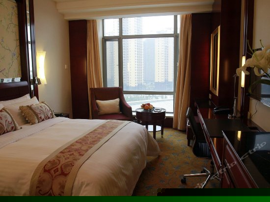 商务景观大床房