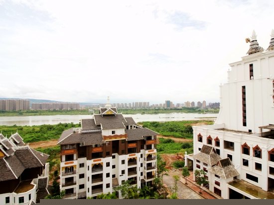 豪华江景大床房