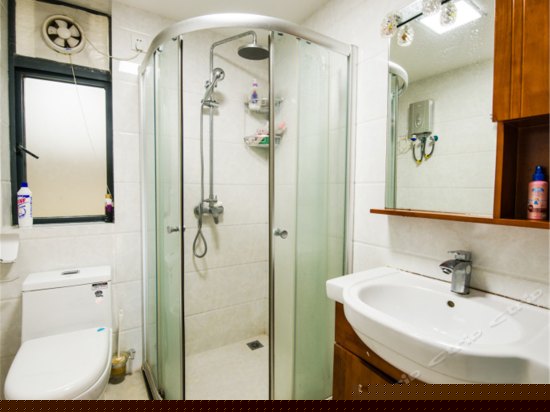 大阳台海景两房两厅套房