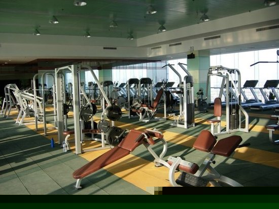健身娱乐设施
