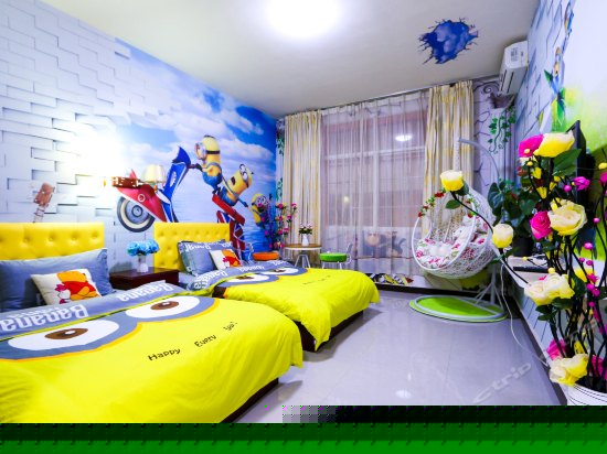 小黄人主题双床间