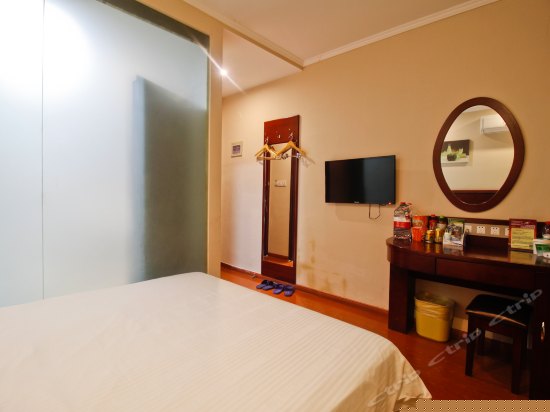 次品1.5米特价大床房