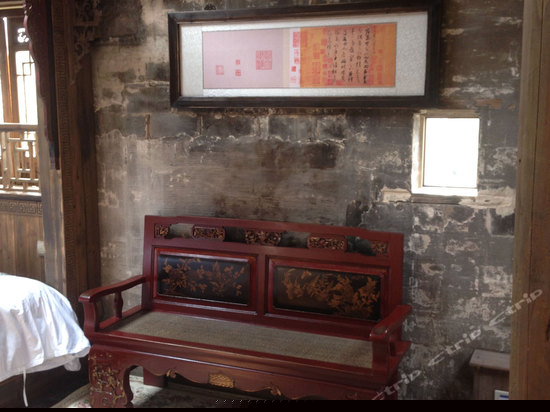 西楼三层西豪华景观月光套房