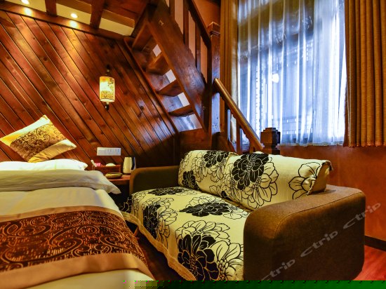 豪华复式家庭房