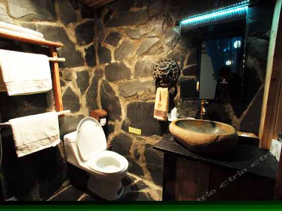 雪莲豪华观景大床房