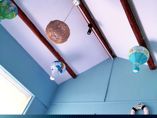 一面湖水大床房