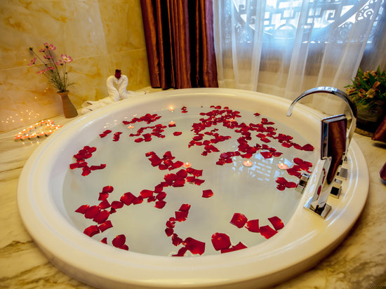 金玉良缘蜜月房