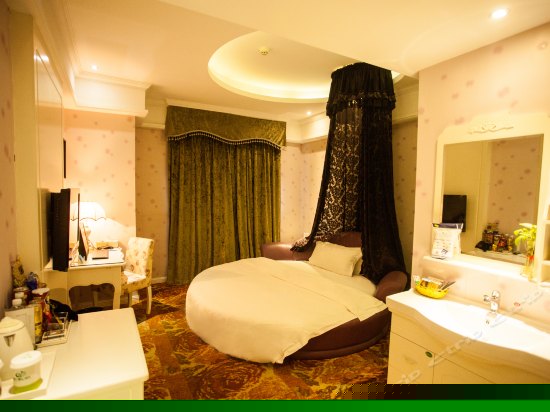 浪漫圆床房（数码）