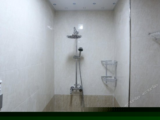 欧式豪华双间套房