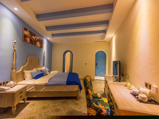 花园阳台大床房